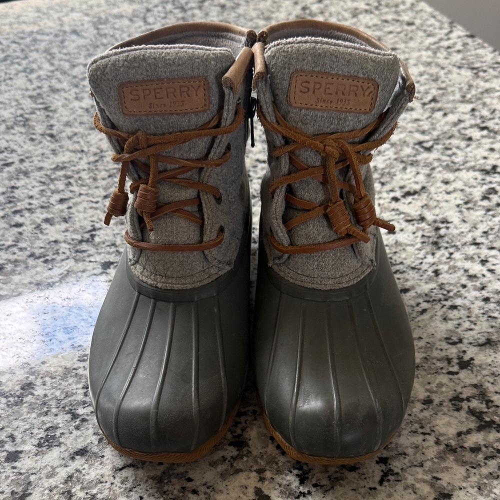 Sperry Womens Gray Waterproof Duck Boots